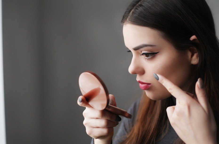 How Do I Layer Hydration Before Foundation