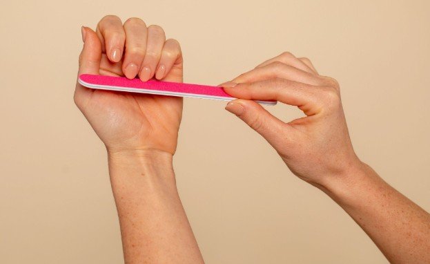 How to Make a Manicure Last Longer Without Chipping