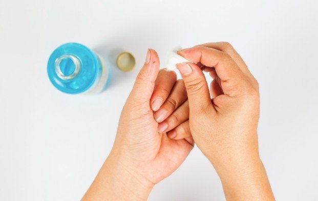 Protect Your Nails Before and After Swimming