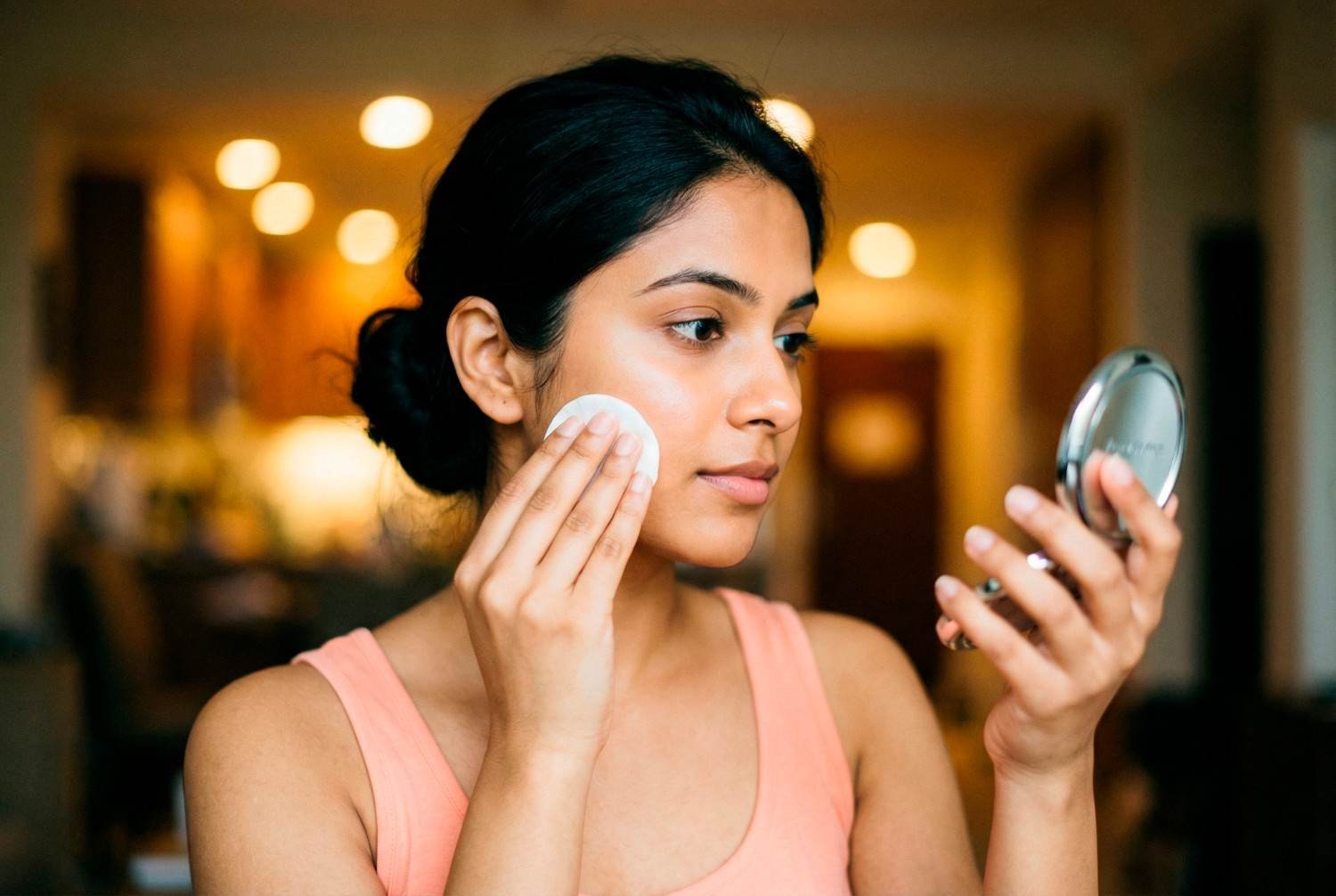 Makeup for Combination Skin: Dry Patches, Oily T-Zone Tips